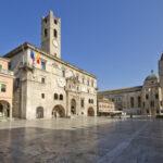Centro_storico,_63100_Ascoli_Piceno_AP,_Italy_-_panoramio_(17)