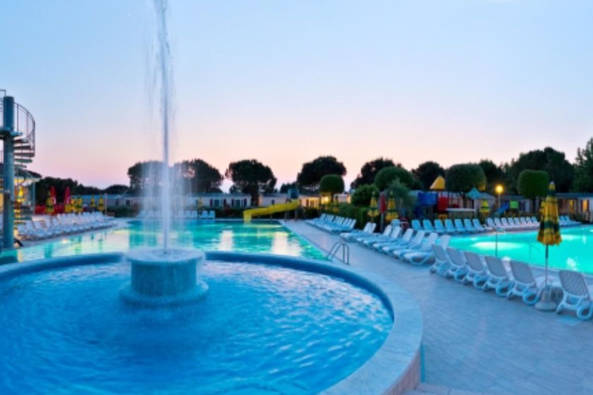 Piscina e Scivoli