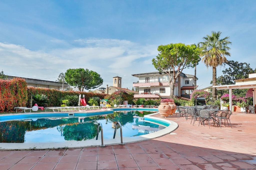 Hotel Delfa Esterno